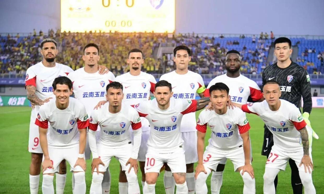 九游体育-随着海港3-0！中超大变天，国安半程冠军：5队保级，王钰栋射手榜第3的简单介绍