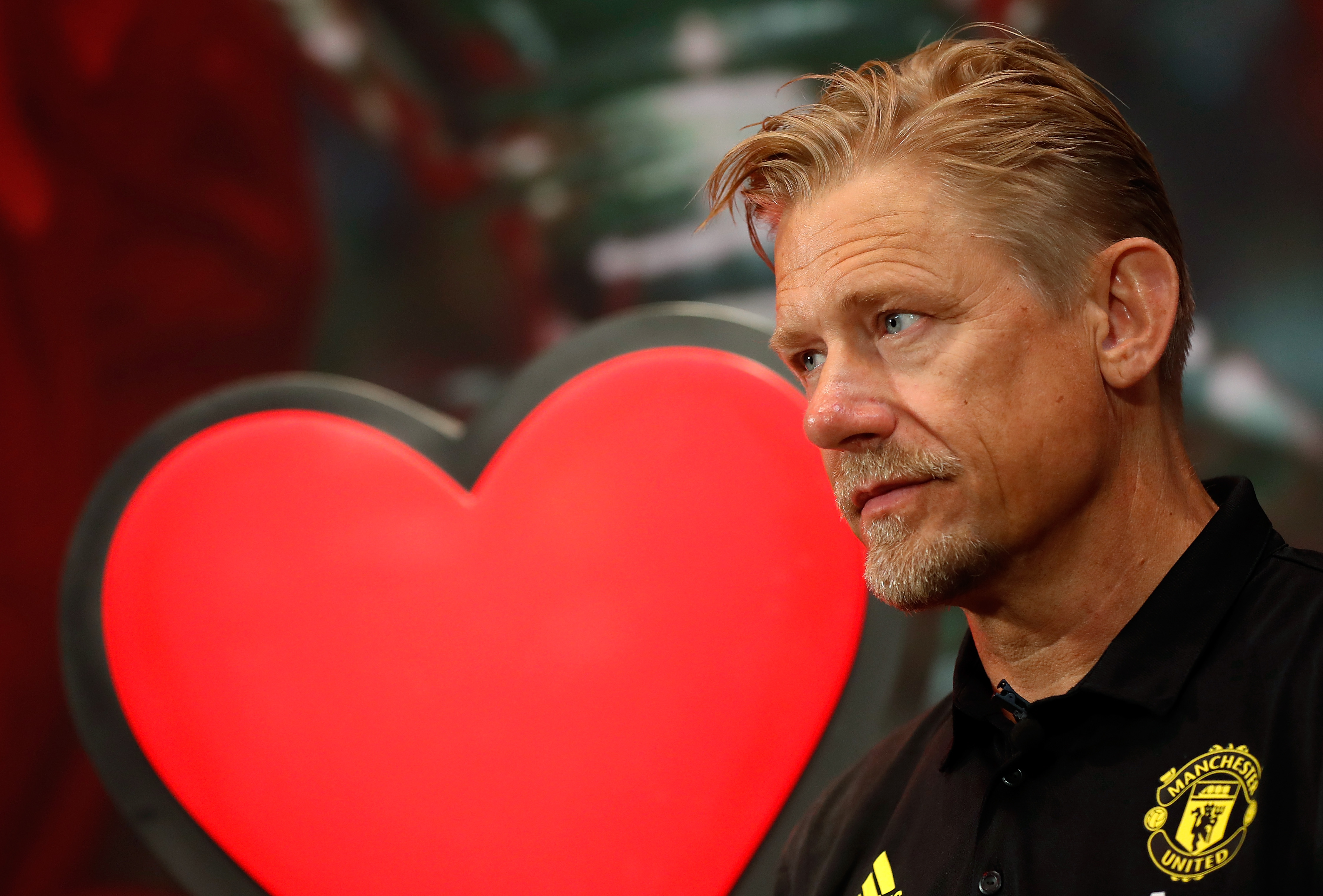 talkSPORT：曼联准备加强对安特卫普门将拉芒的追逐力度(曼联对南安普敦)