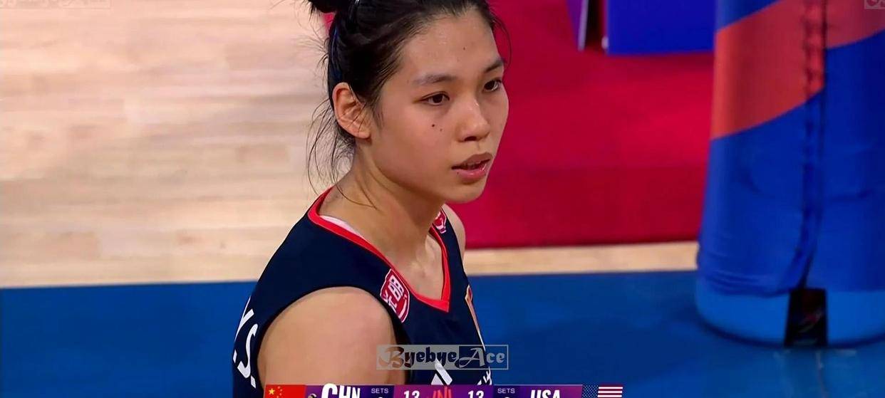 惊天大逆转！世联赛-中国女排3-2美国队(中国女排30完胜美国,世界杯延续不败)